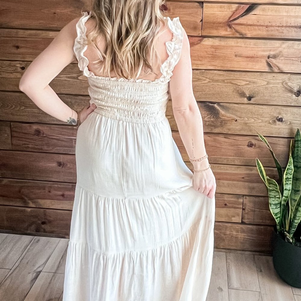 THE SIENNA IVORY DRESS - Picture 12 of 14